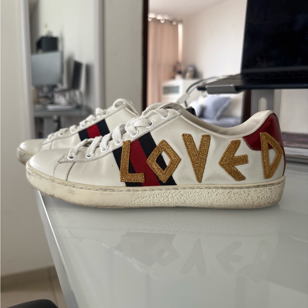 Gucci Sneakers - Picture 2 of 3